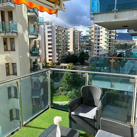 Marina Bay Apartman Boedapest Buitenkant foto