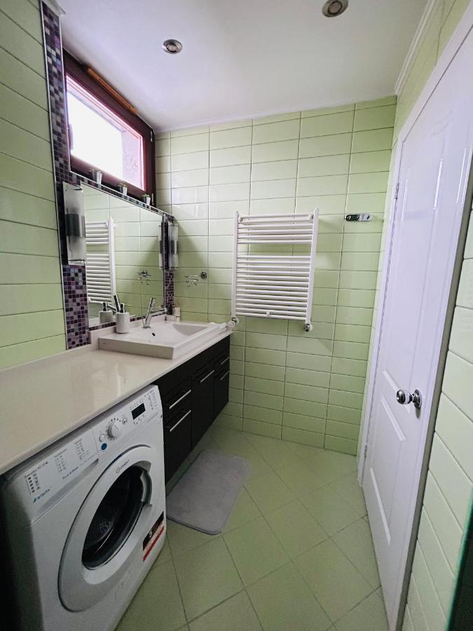 Marina Bay Apartman Boedapest Buitenkant foto